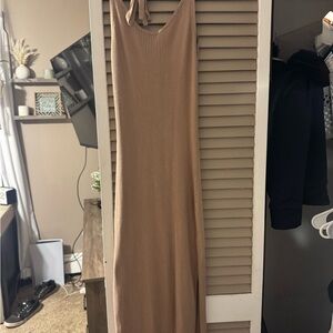 Elegant Tan Sleeveless Dress